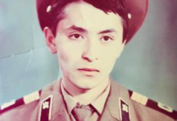 Погиб молодым: Супруга полицейского Жанайдара Жирентаева рассказала о его жизни