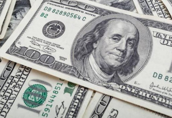 Доллар продолжает дорожать в Казахстане