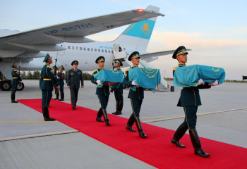 Останки трех погибших в ВОВ воинов-казахстанцев доставили на Родину