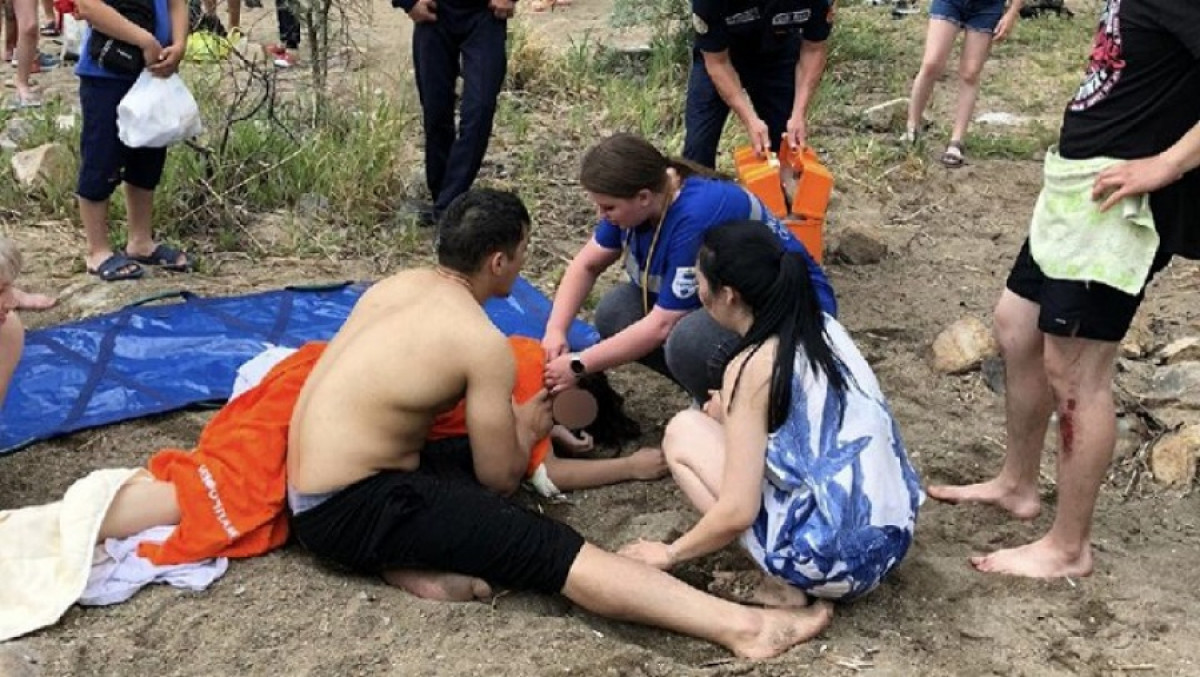 Трех тонувших девушек спасли отдыхающие в Акмолинской области