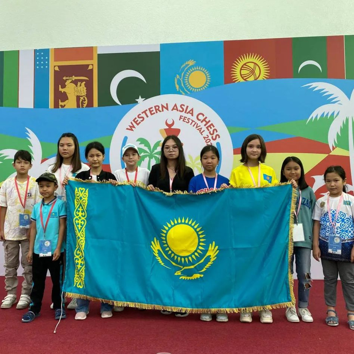 Непогода помешала казахстанским шахматистам вернуться из Мальдив