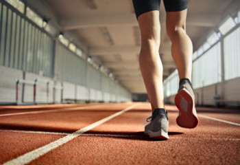 Алматинцев призвали воздержаться от прогулок и спорта из-за сильной жары