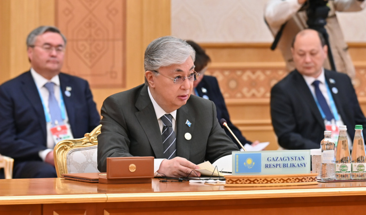 "Прагматичность и ответственный подход" - эксперт об инициативах Токаева на саммите в Ашхабаде
