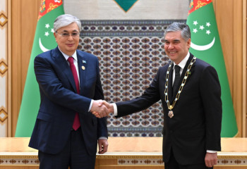 Kassym-Jomart Tokayev holds meeting with Gurbanguly Berdimuhamedow