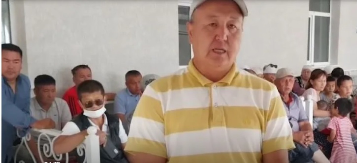 Казахстанцы не могут покинуть Узбекистан из-за закрытой границы 