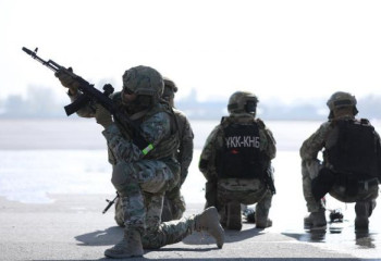 14 членов особо опасной ОПГ задержали казахстанские силовики  - видео