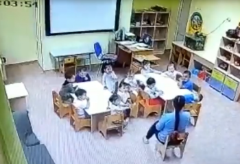 Ребенок сломал ключицу после одергивания воспитателя детсада в Костанае