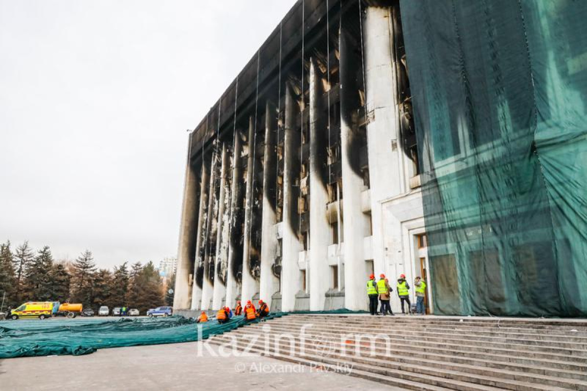 Когда полностью восстановят здание акимата Алматы