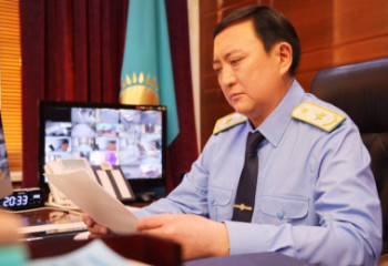 Ернат Сыбанкулов покинул пост главного транспортного прокурора РК