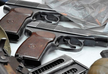 За хищение оружия во время январских событий алматинца осудили на шесть лет 