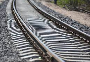 Машина попала под поезд в Костанайской области