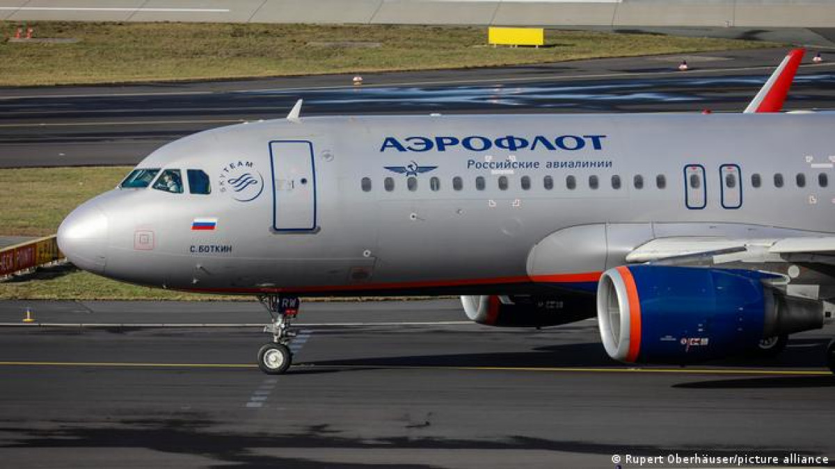 Plane flying from Russia to Kazakhstan turns around after an hour of flight