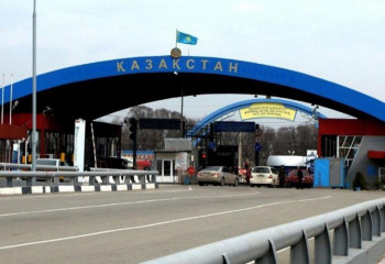Қазақстан шекарадағы халықаралық өткізу бекеттерін қайта ашады