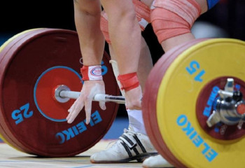 Казахстанские штангисты примут участие в двух чемпионатах Азии