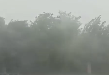 На севере Казахстана ураган сорвал крышу школы 