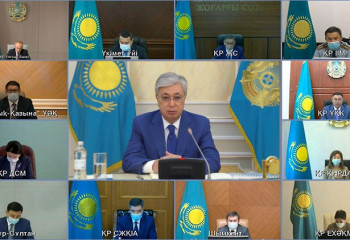 Президент Үкімет жұмысына орташа деп баға берді 