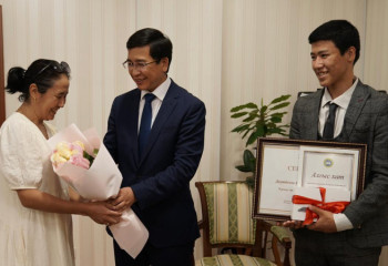 Сәбиді құтқарып қалған елордалық түлекке грант берілді