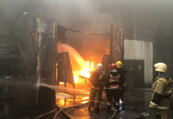 Металлургический цех загорелся в Алматы