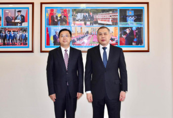 Еліміздің әдеби шығармалары қытай тіліне аударылуы мүмкін