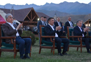 Опубликовано видео первого дня визита Токаева в Кыргызстан