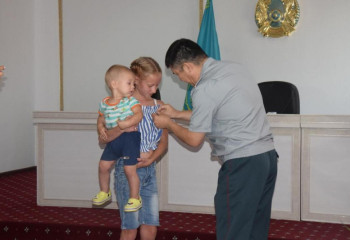 Шымкенттік 12 жасар Анна «Өртте көрсеткен қайсарлығы үшін» медалімен марапатталды