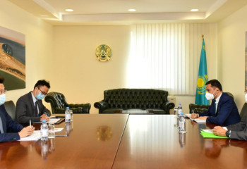 Сыртқы істер министрінің орынбасары ҚХР елшісімен кездесті