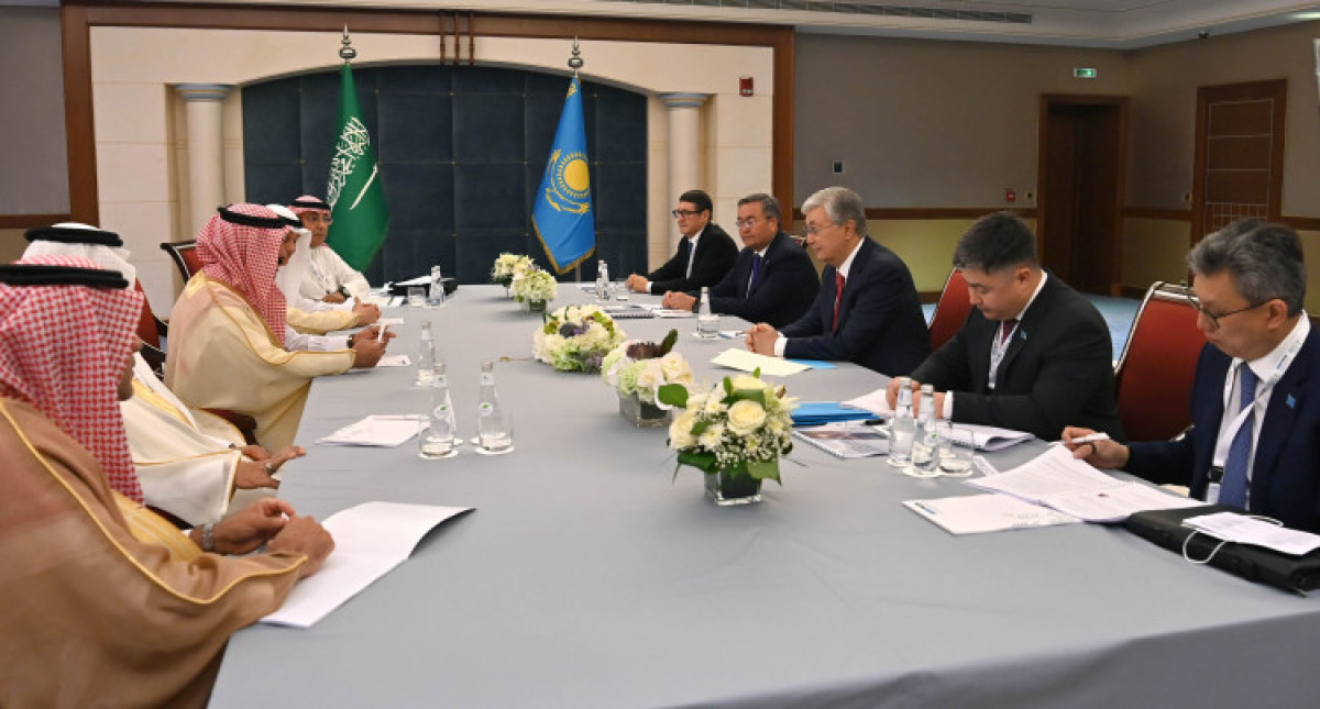 Tokayev holds meetings with heads of major companies in Saudi Arabia