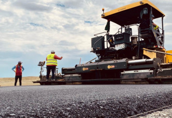 До конца в Казахстане планируется отремонтировать  3 тысячи километров республиканских дорог