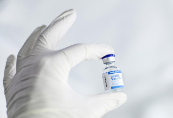 Қазақстанда 869 мың оқушы COVID-19 індетіне қарсы вакцина алған