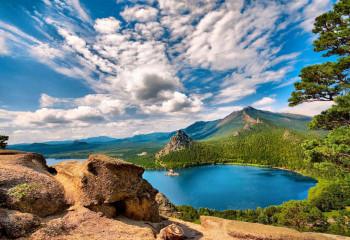 Қазақстанға апта сайын 11 мың шетелдік турист келеді