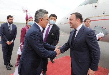 Қазақстанға ресми сапармен Грузия премьер-министрі келді