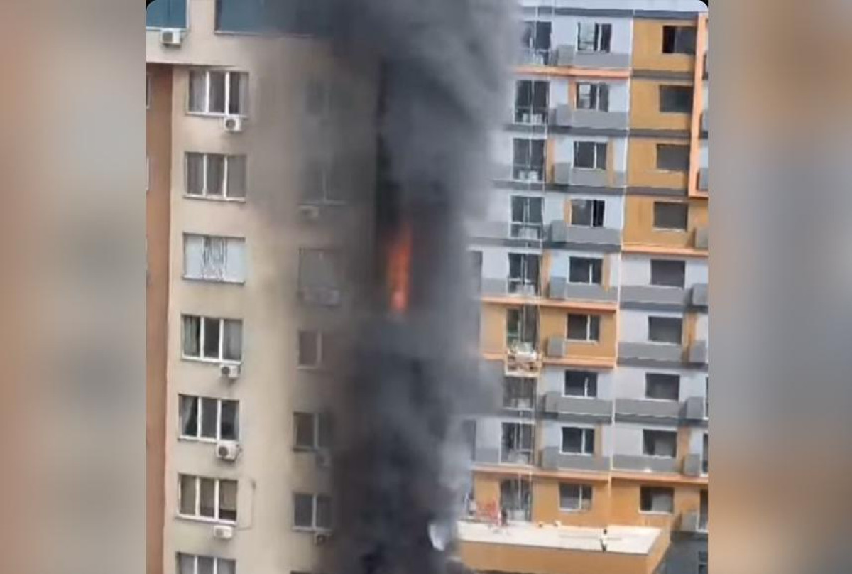 Пожар в многоэтажке в Алматы локализован