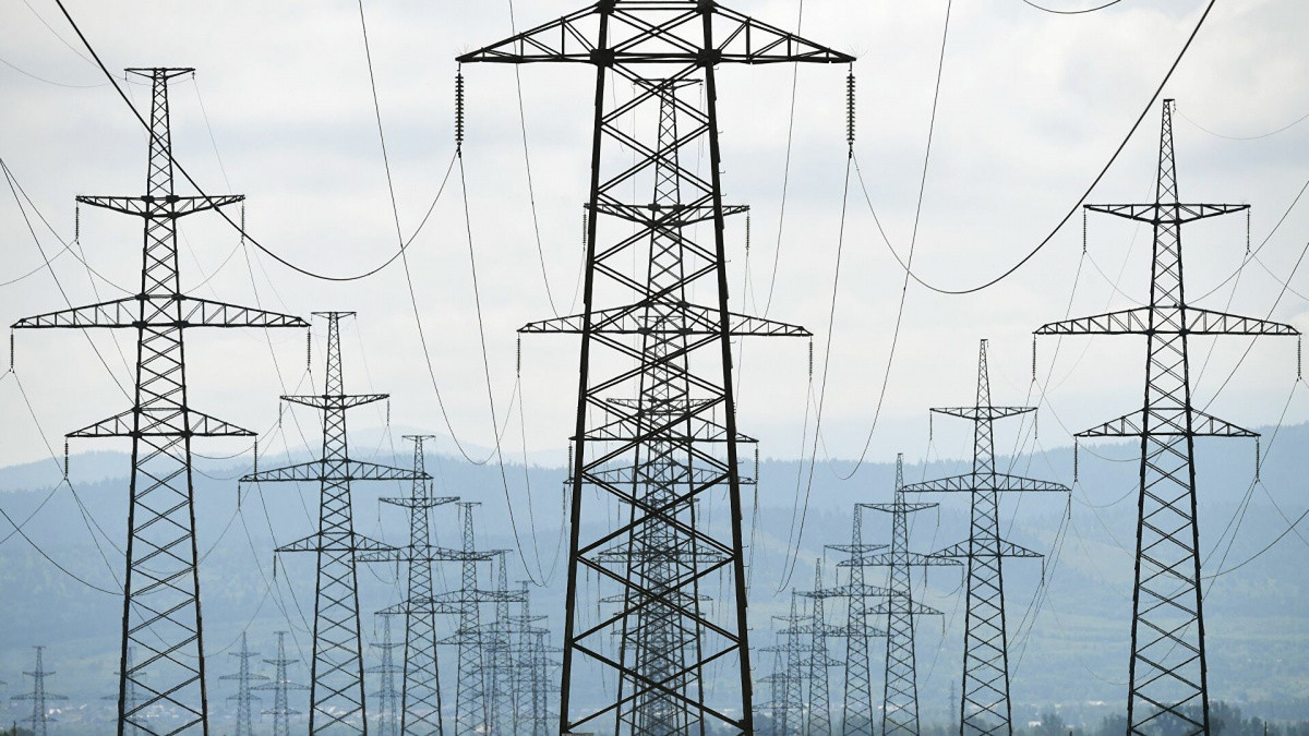 Аварию на электросетях ликвидируют в Атырауской области 