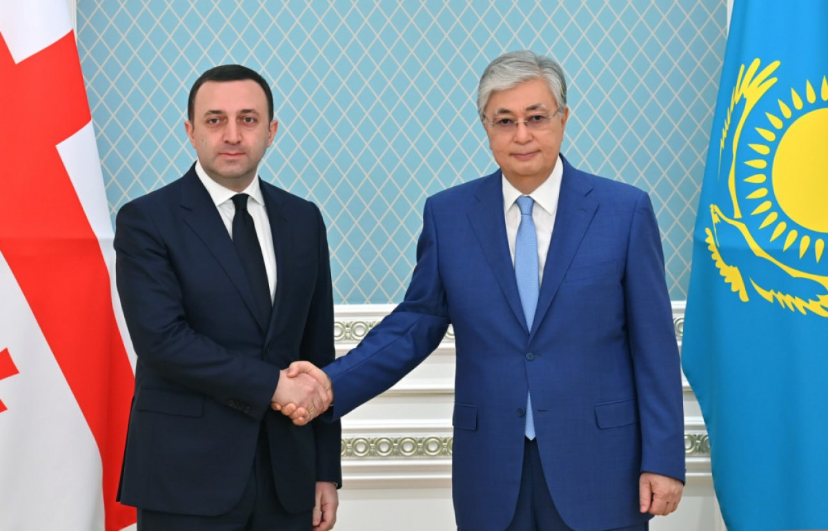 Президент Грузияның премьер-министрі Ираклий Гарибашвилиді қабылдады