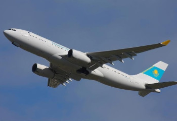 Air Astana оштрафовали за задержку рейсов