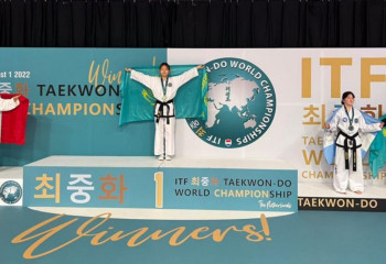 Яна Мун стала чемпионкой мира по таэквондо среди юниоров