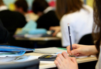 Алтай Кульгинов рассказал о мерах соцпомощи абитуриентам из социально уязвимых категорий населения 