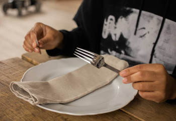 6% казахстанцев беспокоятся, что им придется голодать из-за нехватки денег 