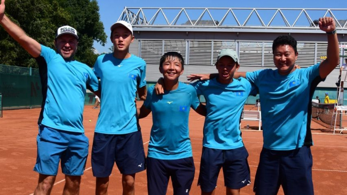 Юниорская сборная Казахстана по теннису вышла в полуфинал чемпионата мира