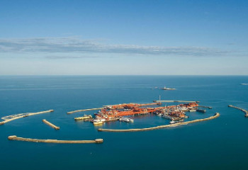  На Кашагане из-за утечки газа остановили производство