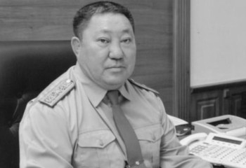 Генерал-майор тергеу изоляторында көз жұмды 