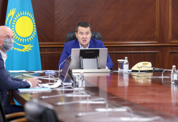 Үкіметте әлеуметтік маңызы бар азық-түлік тауарлары бағасын ұстап тұру шаралары талқыланды