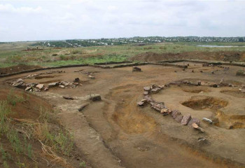 В Костанайской области продолжаются раскопки уникального могильника андроновской эпохи