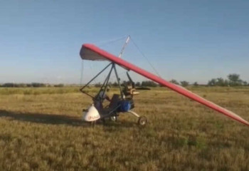 Поиски 5-летней девочки в Костанайской области ведутся с помощью дельтаплана