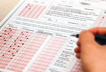 20 тысяч абитуриентов пересдают ЕНТ