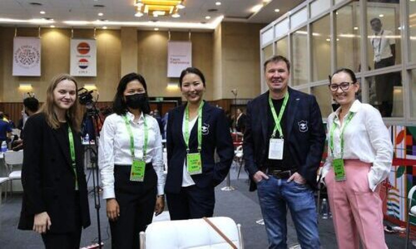  instagram.com/guliskhan 