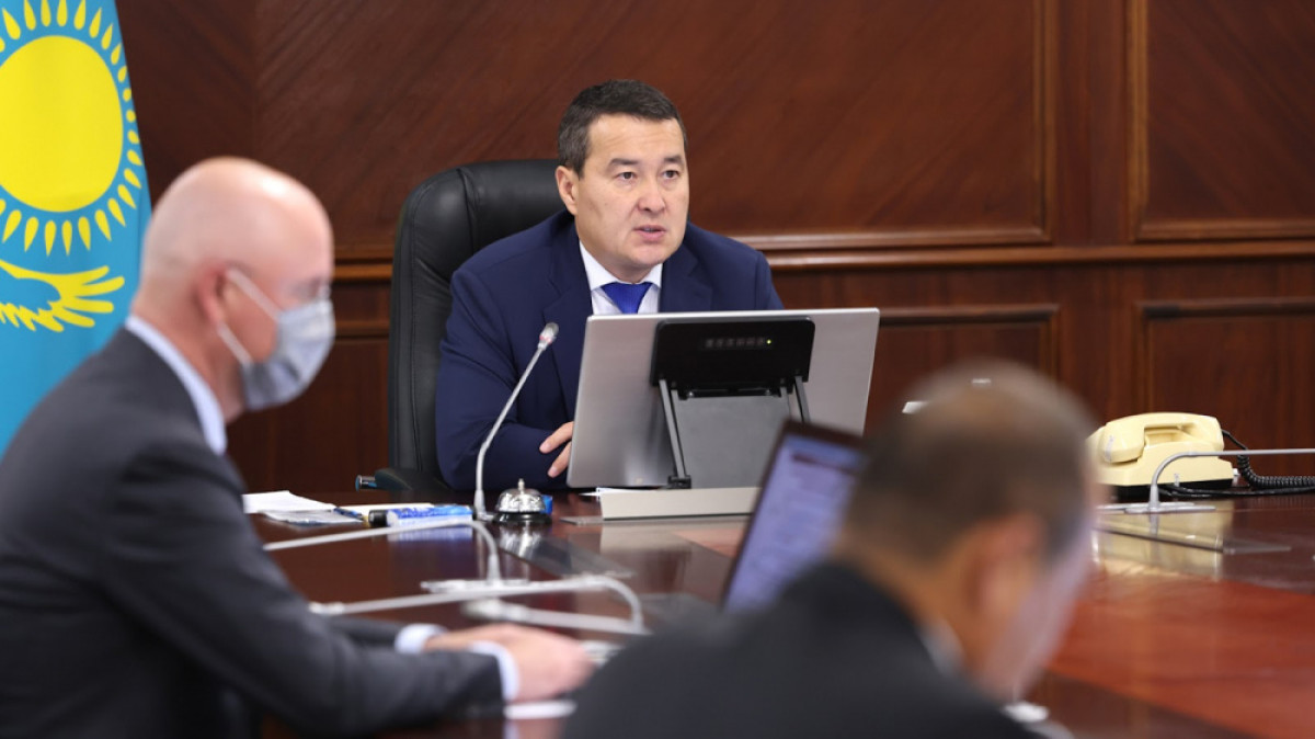 Kazakh PM instructs to strengthen support for enterprises of manufacturing sector