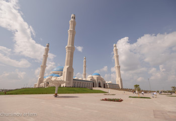 В Нур-Султане открылась Республиканская главная мечеть, вошедшая в 10 крупнейших мечетей мира