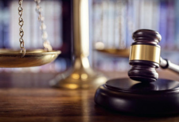 Елордада мектептен 197 млн теңге жымқырғандар ұсталды