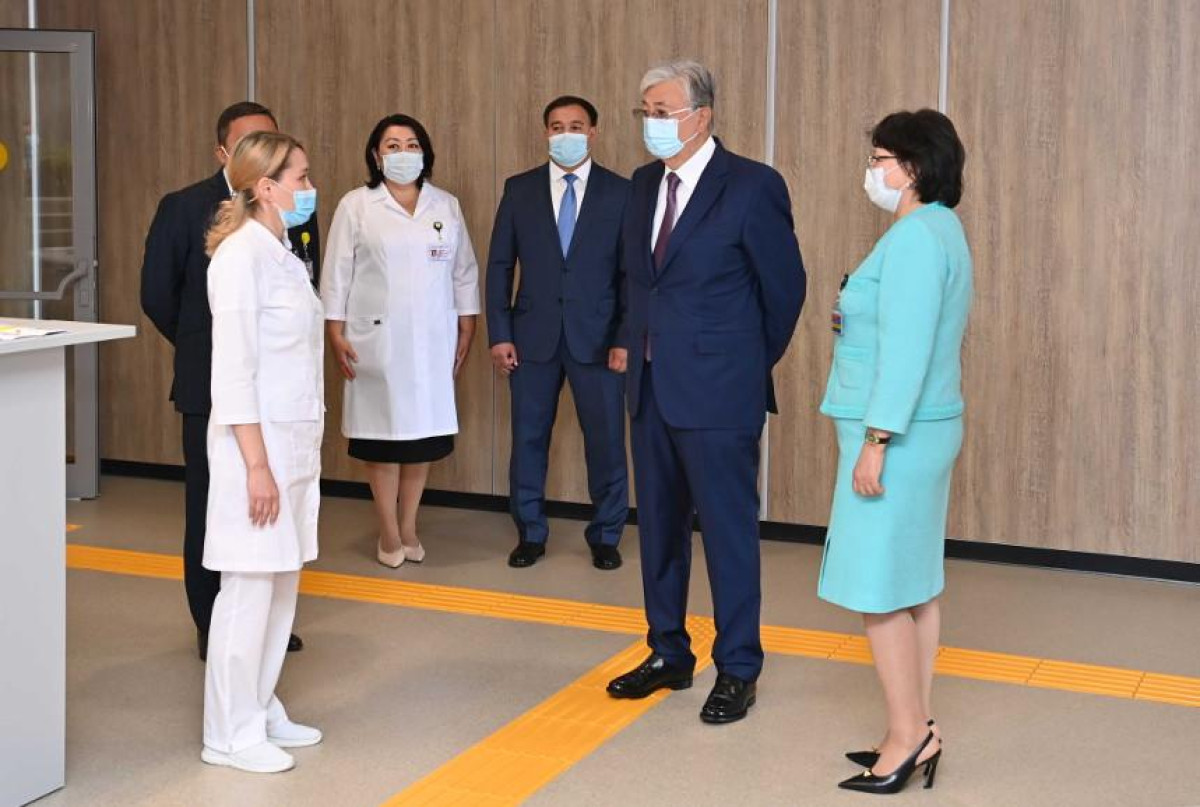 Tokayev visits Nuclear Medicine Centre